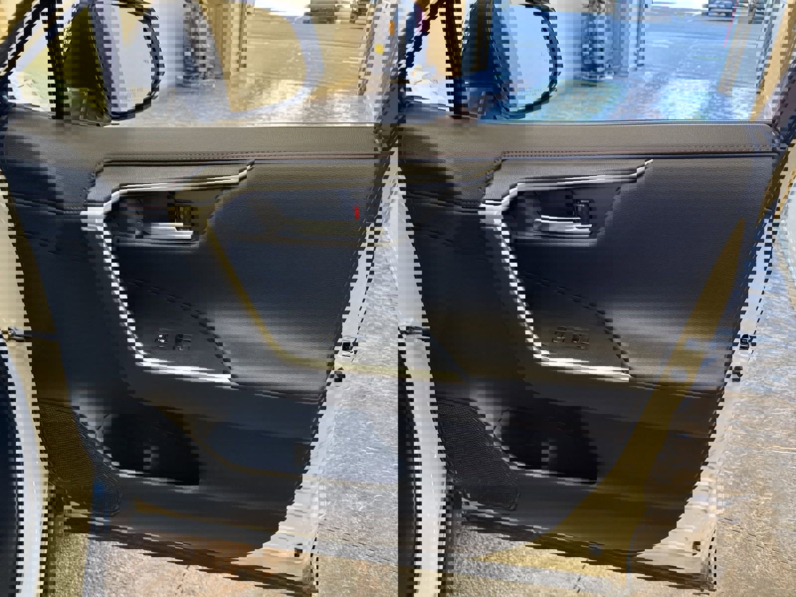 Used 2021 Toyota RAV4 XSE image 15