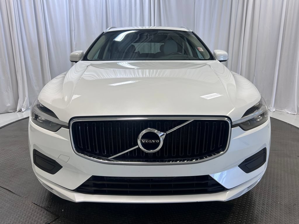 Used 2021 Volvo XC60 T5 Momentum w/ Climate Package FWD image 24