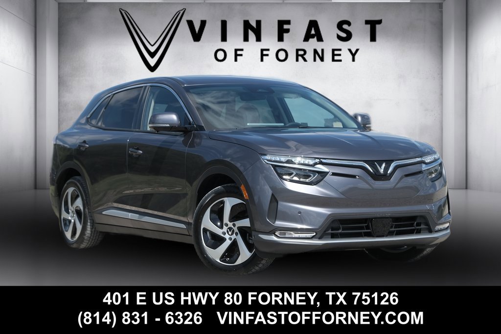 New 2025 VinFast VF 8 Eco