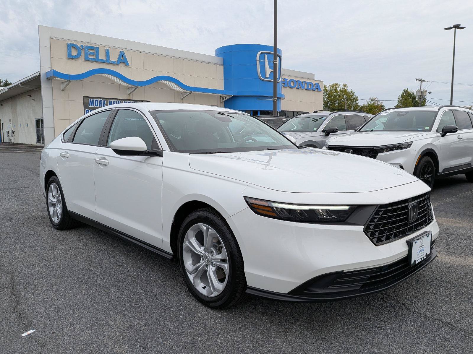 Used 2023 Honda Accord LX image 4