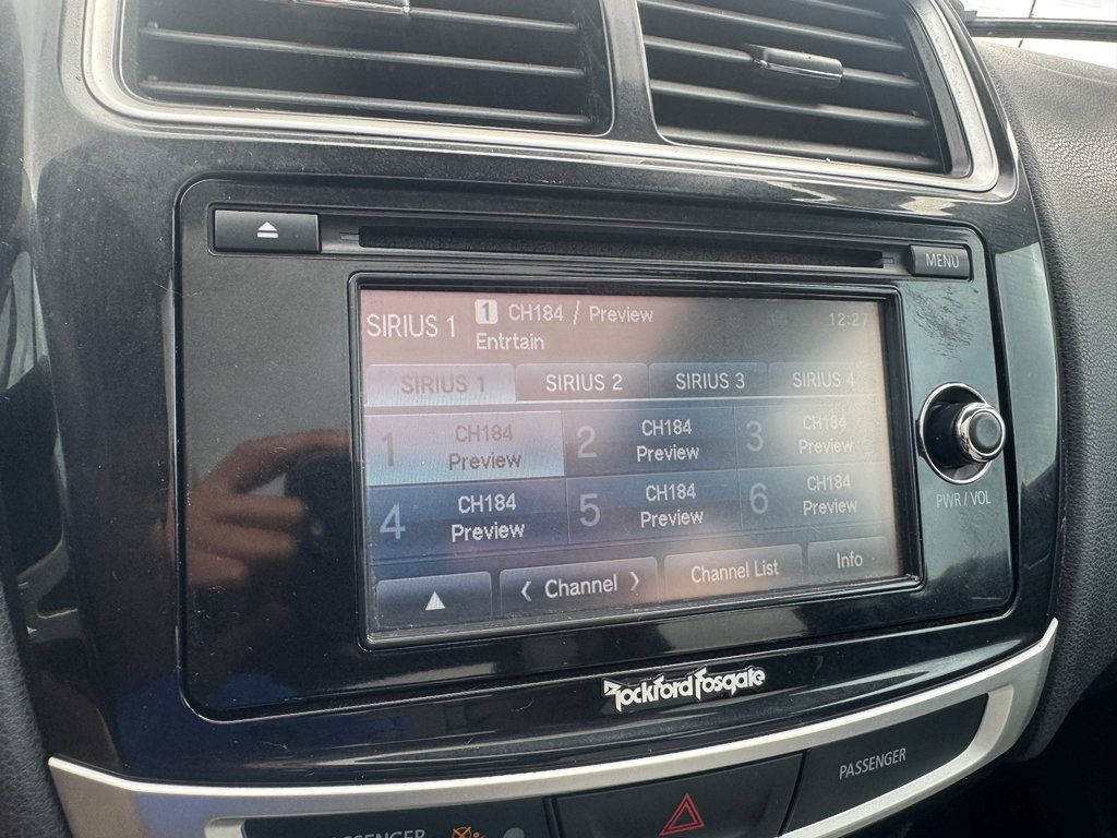 Used 2015 Mitsubishi Outlander Sport GT FWD image 17