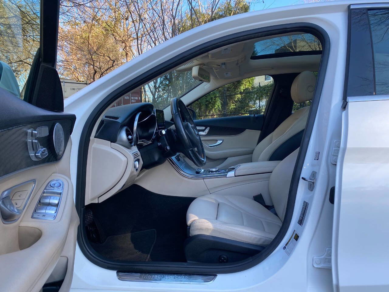 Used 2017 Mercedes-Benz C 300 4MATIC Sedan image 15