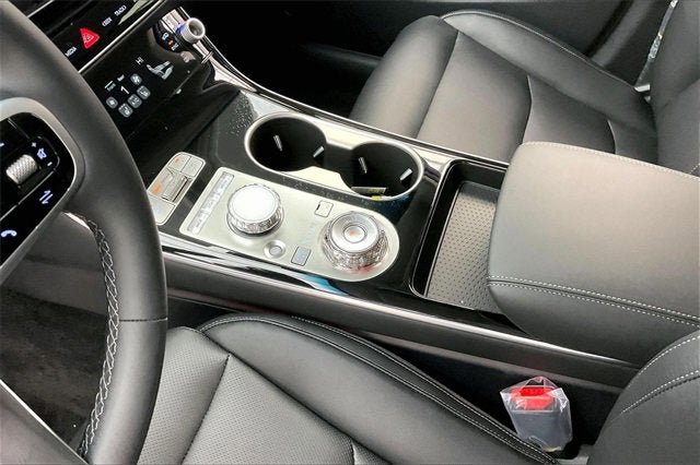New 2026 Genesis GV70 2.5T AWD/4WD image 28