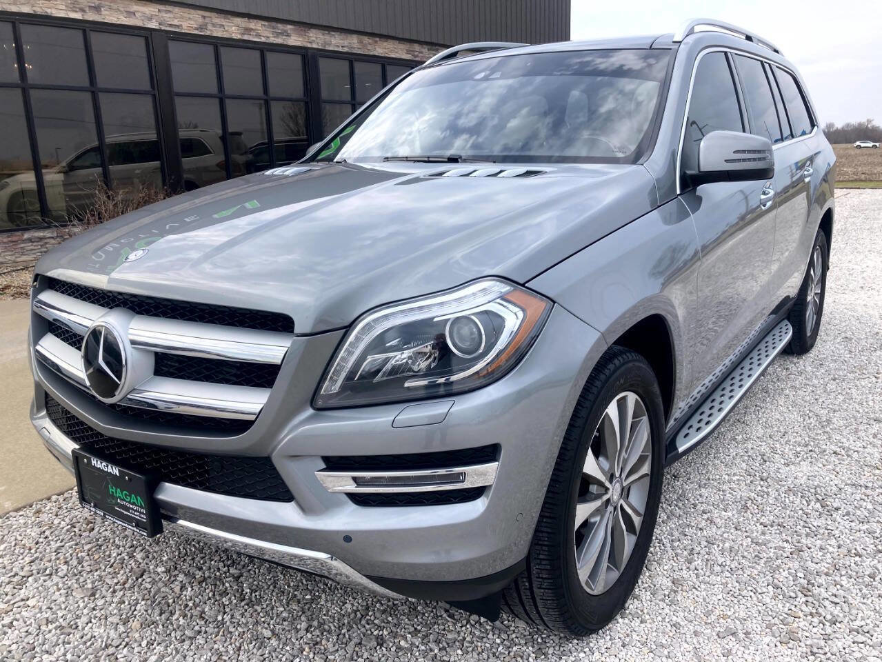 Used 2016 Mercedes-Benz GL 320 BlueTEC 4MATIC image 2