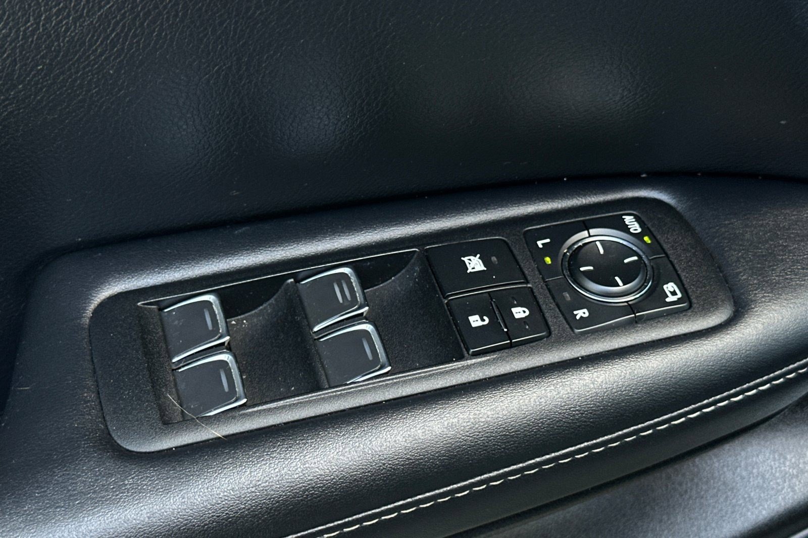 Certified 2022 Lexus RX 450h AWD w/ Premium Package image 14