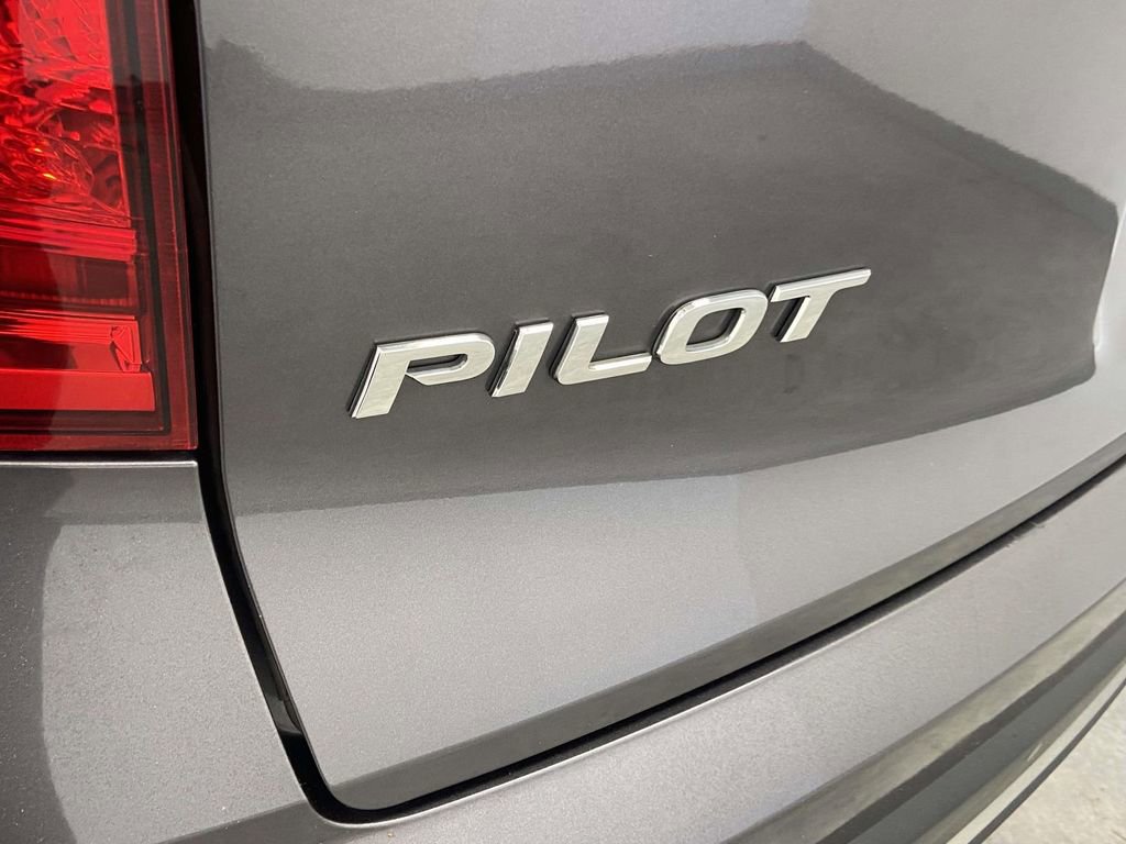Used 2018 Honda Pilot Elite image 10