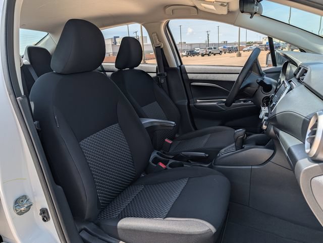 Used 2023 Nissan Versa S FWD image 23