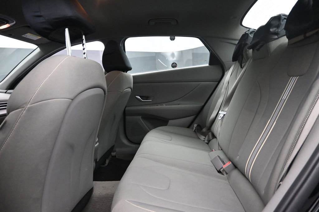 Certified 2023 Hyundai Elantra SEL FWD image 10