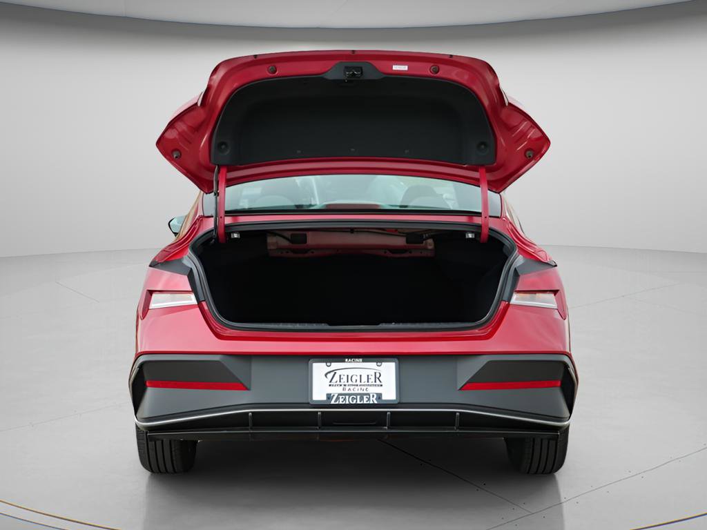 Certified 2025 Hyundai Elantra Sport FWD image 10