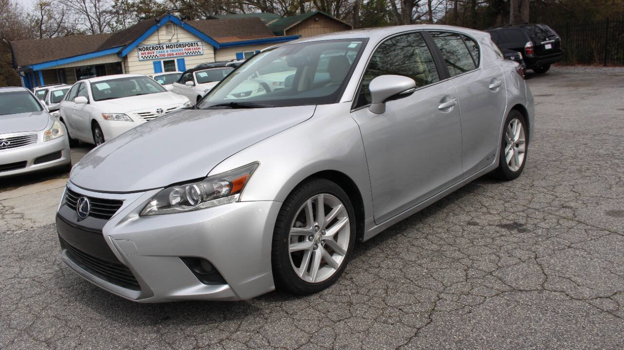 Used 2015 Lexus CT 200h image 4