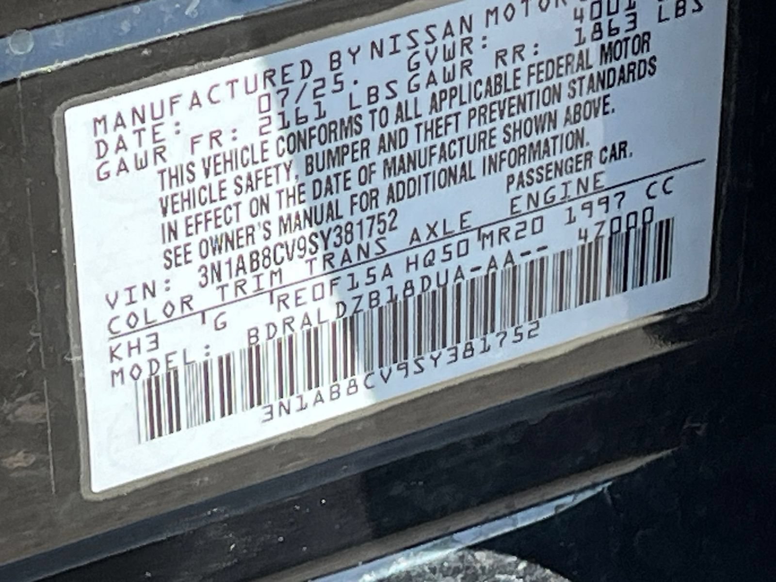 Used 2025 Nissan Sentra SV FWD image 29