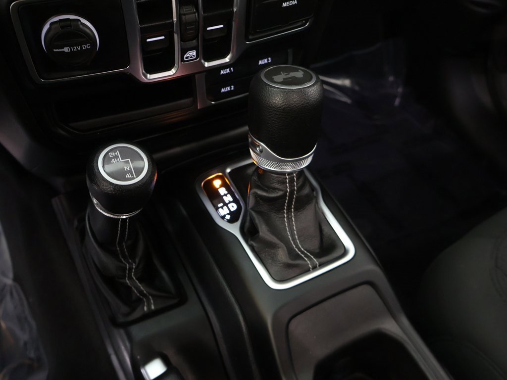 Used 2021 Jeep Wrangler Unlimited Sahara w/ Uconnect 4C Nav & Sound Group image 44