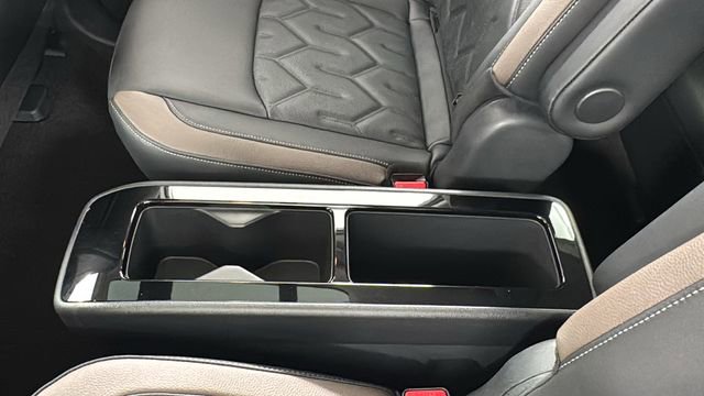 New 2026 Nissan Pathfinder Platinum image 38