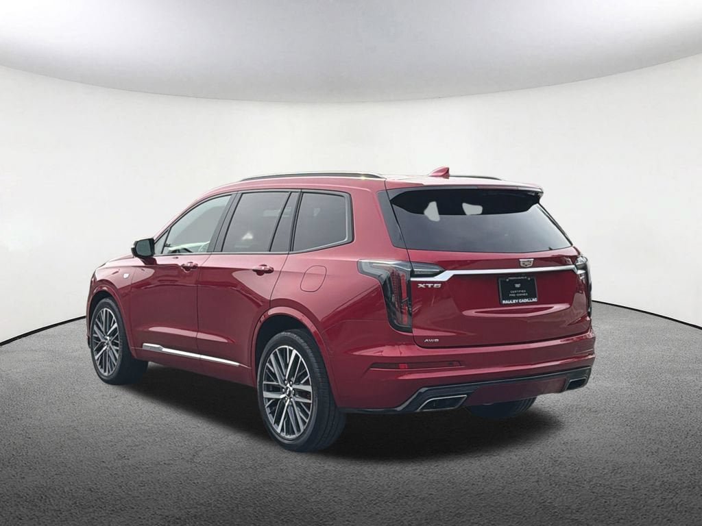 Certified 2023 Cadillac XT6 Sport w/ Technology Package AWD/4WD image 18