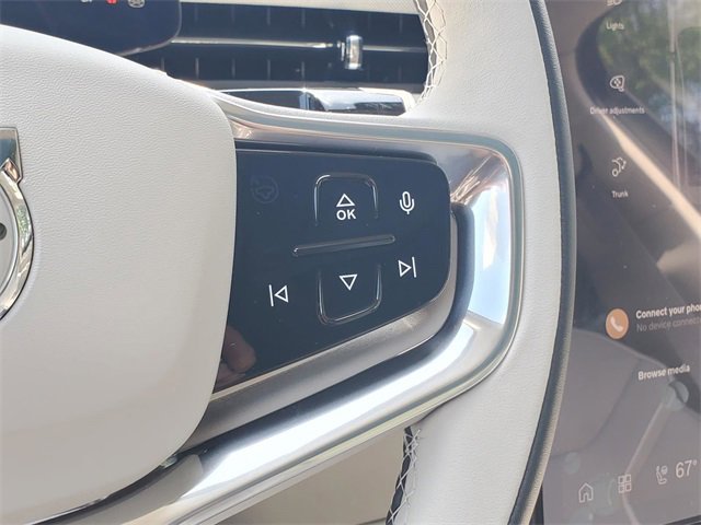 New 2025 Volvo EX90 Plus image 19