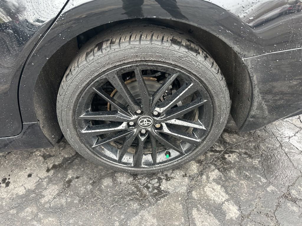 Used 2021 Toyota Camry XSE image 40