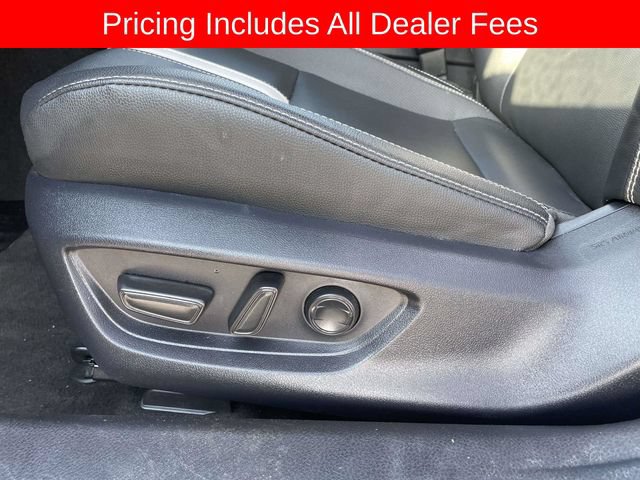 Used 2025 Toyota Camry SE FWD image 21