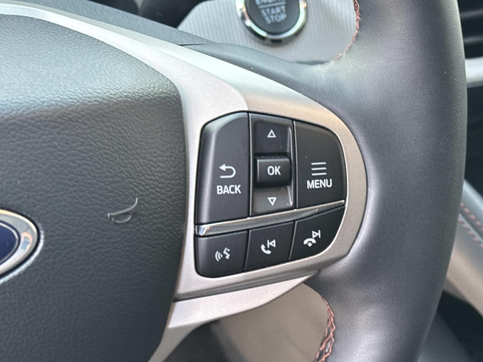 Used 2025 Ford Explorer Active w/ Active Comfort Package RWD image 23