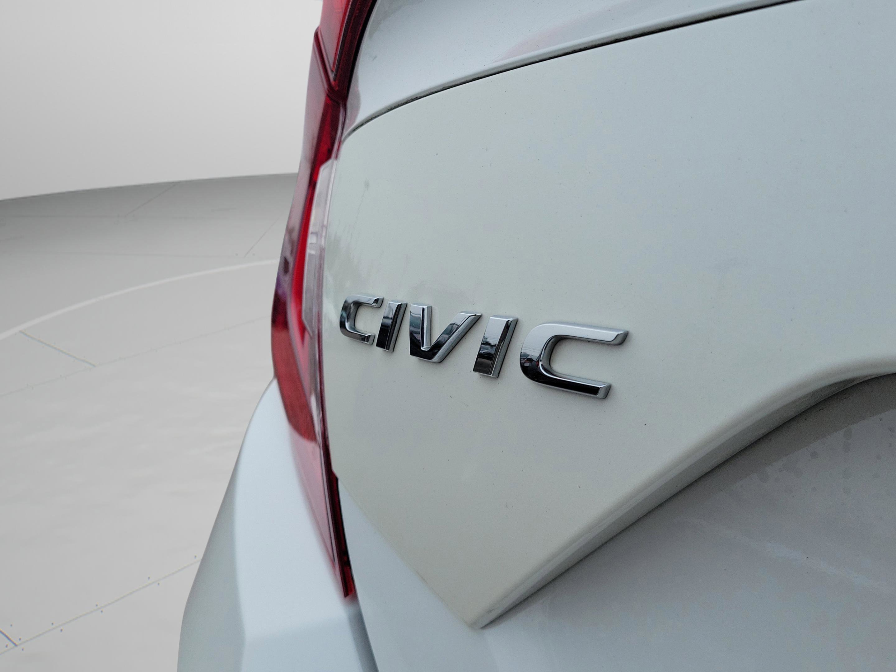 Used 2017 Honda Civic EX-T image 8