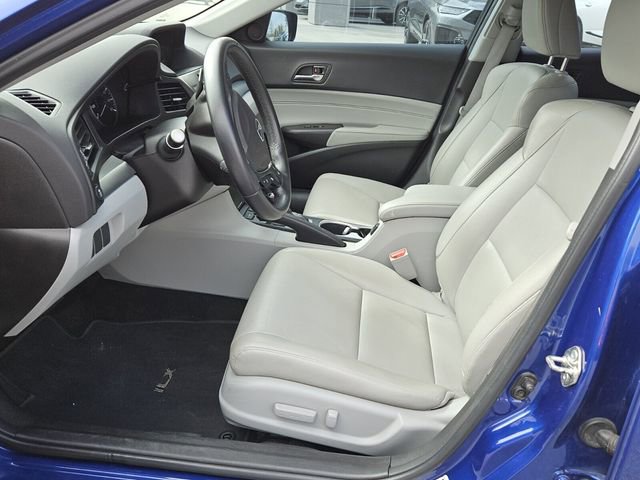Used 2017 Acura ILX image 3