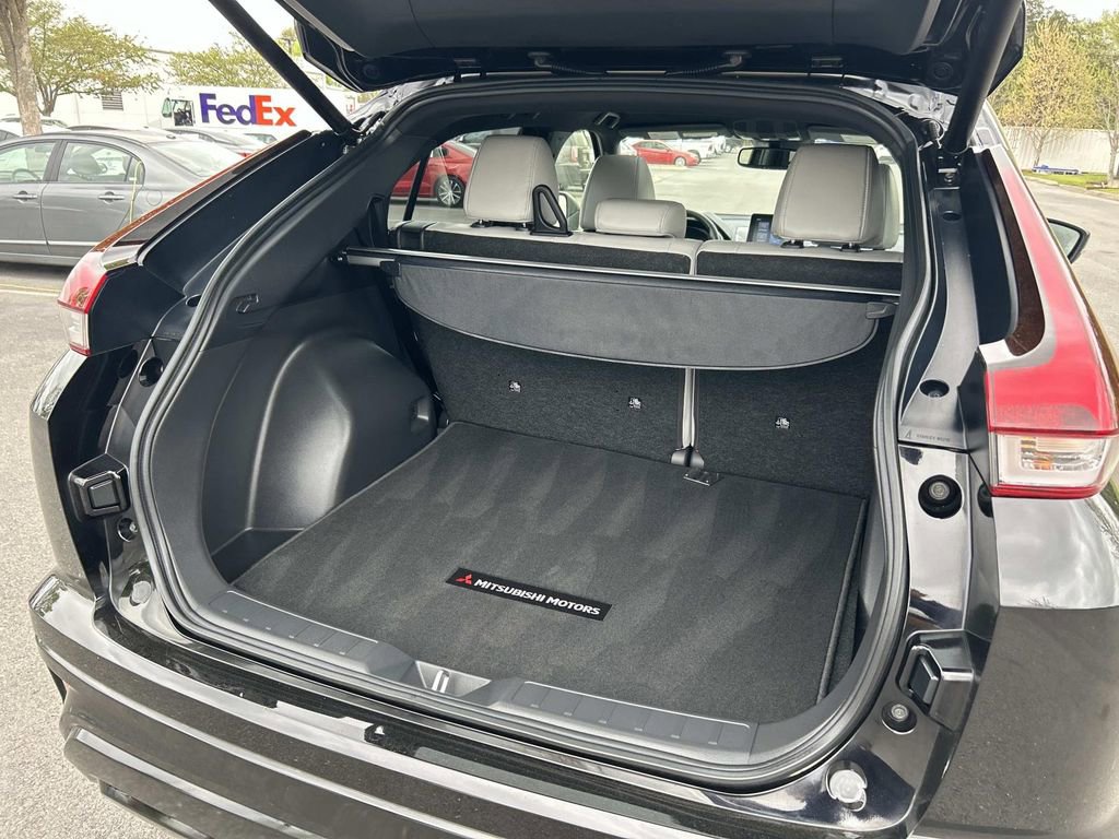 Used 2025 Mitsubishi Eclipse Cross SEL image 13