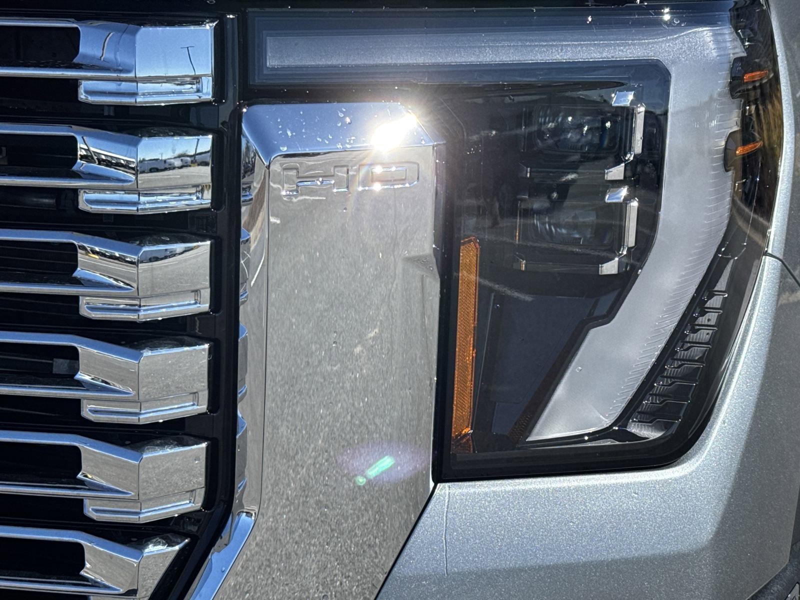 New 2025 GMC Sierra 2500 Denali w/ Denali Reserve Package image 6