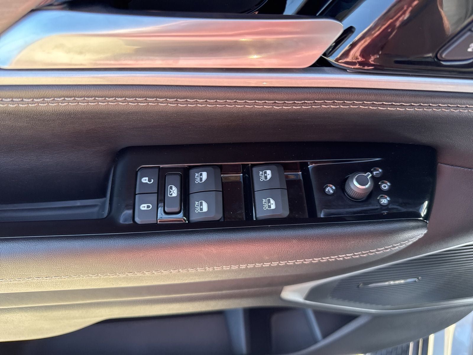 New 2026 Jeep Grand Wagoneer Limited AWD/4WD image 14