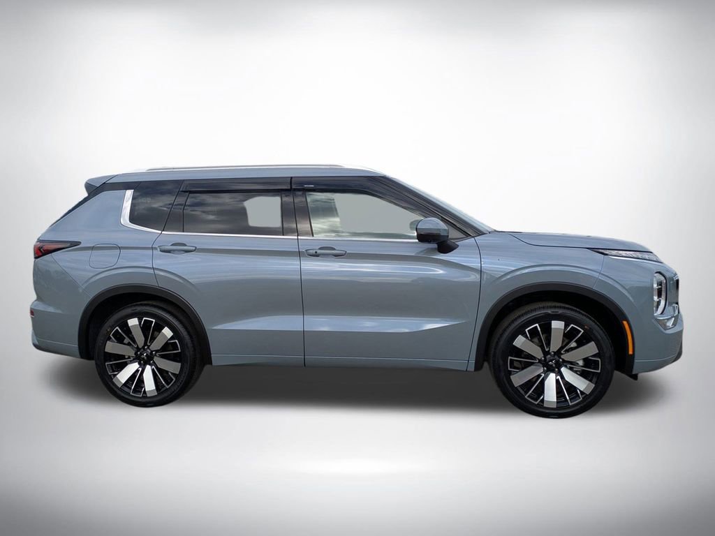 New 2026 Mitsubishi Outlander SEL AWD/4WD image 2