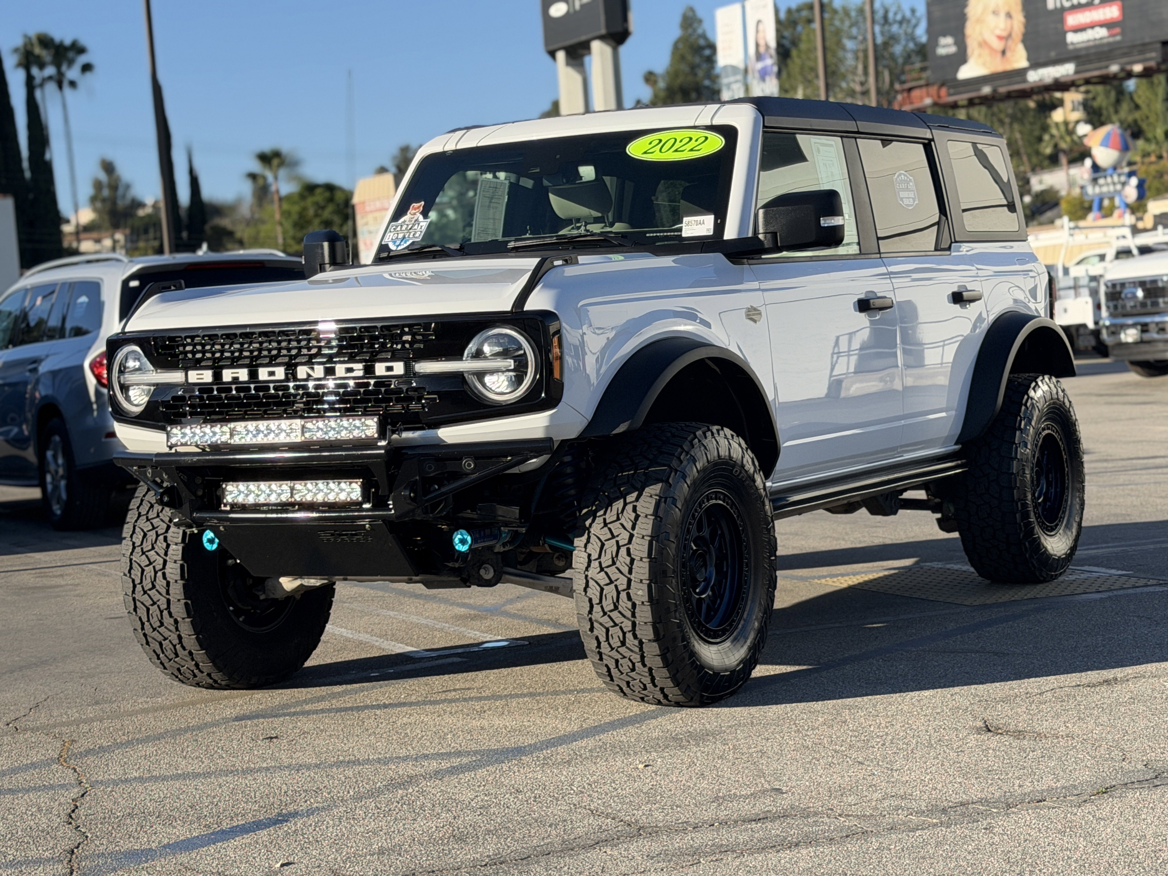 Used 2022 Ford Bronco Wildtrak image 4