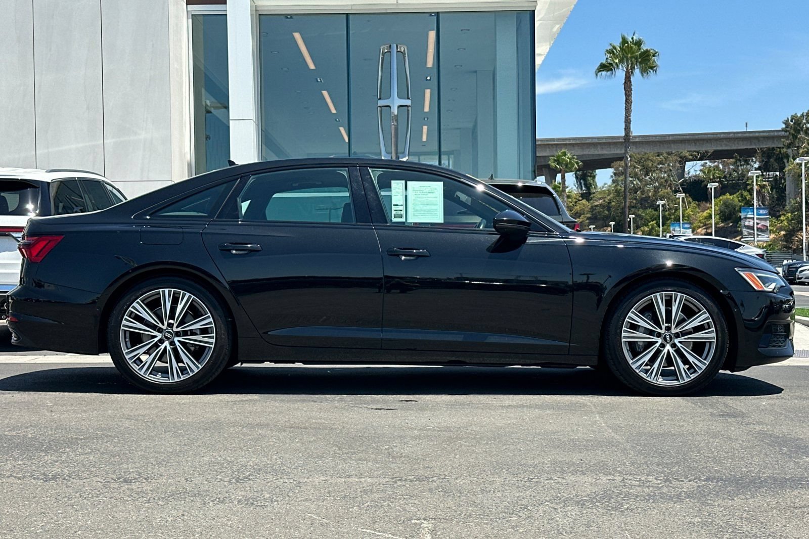 Used 2023 Audi A6 Premium Plus w/ Premium Plus Package AWD/4WD image 2