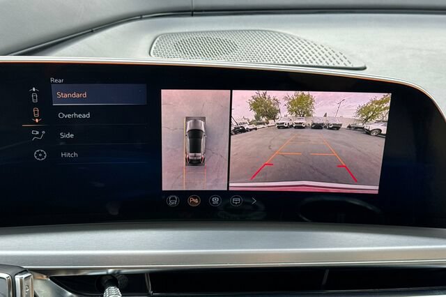 Certified 2026 Cadillac Lyriq Signature Luxury w/ Nappa Leather Package AWD/4WD image 20
