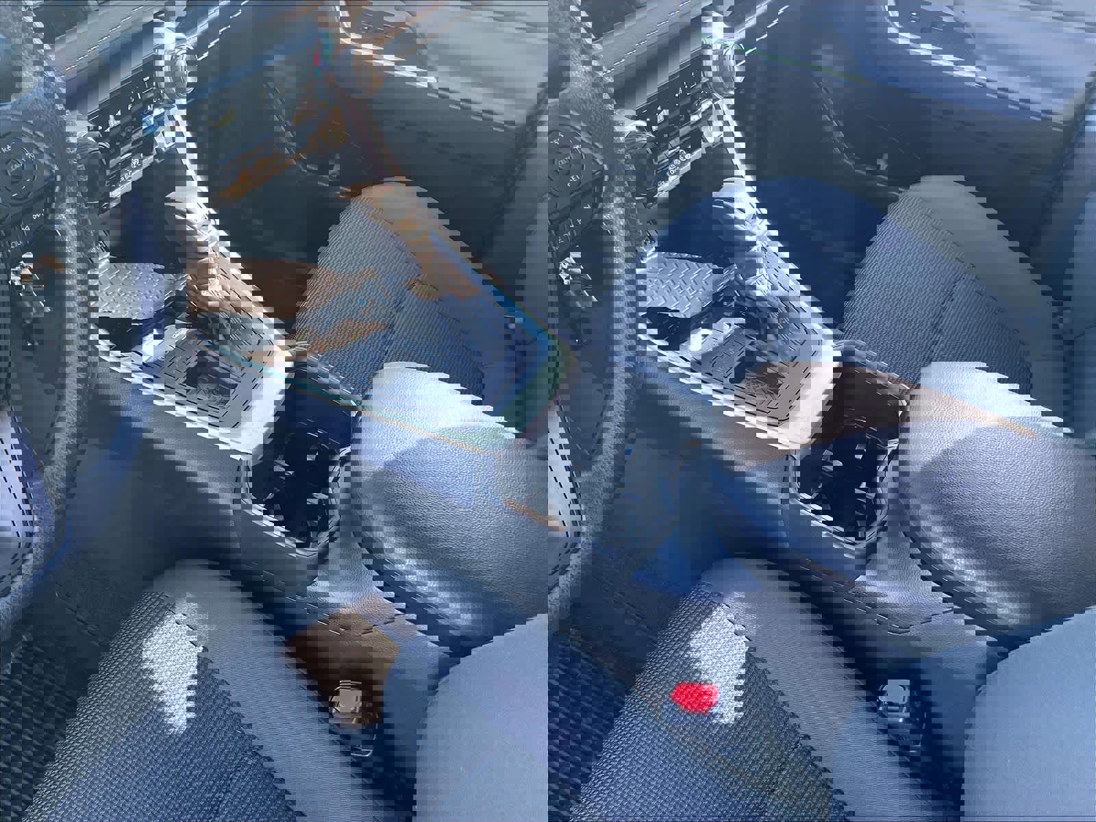 Used 2024 Toyota RAV4 LE image 18