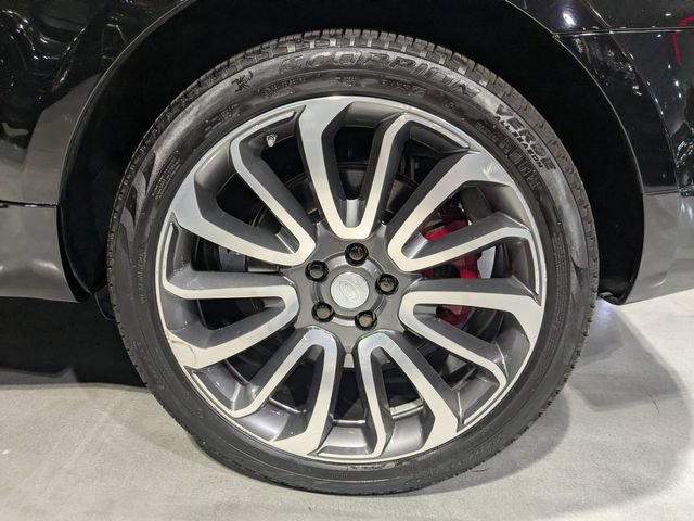 Used 2019 Land Rover Range Rover Sport HST AWD/4WD image 17