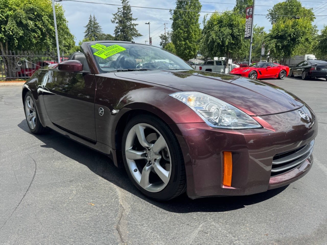 Used 2006 Nissan 350Z Touring RWD image 9