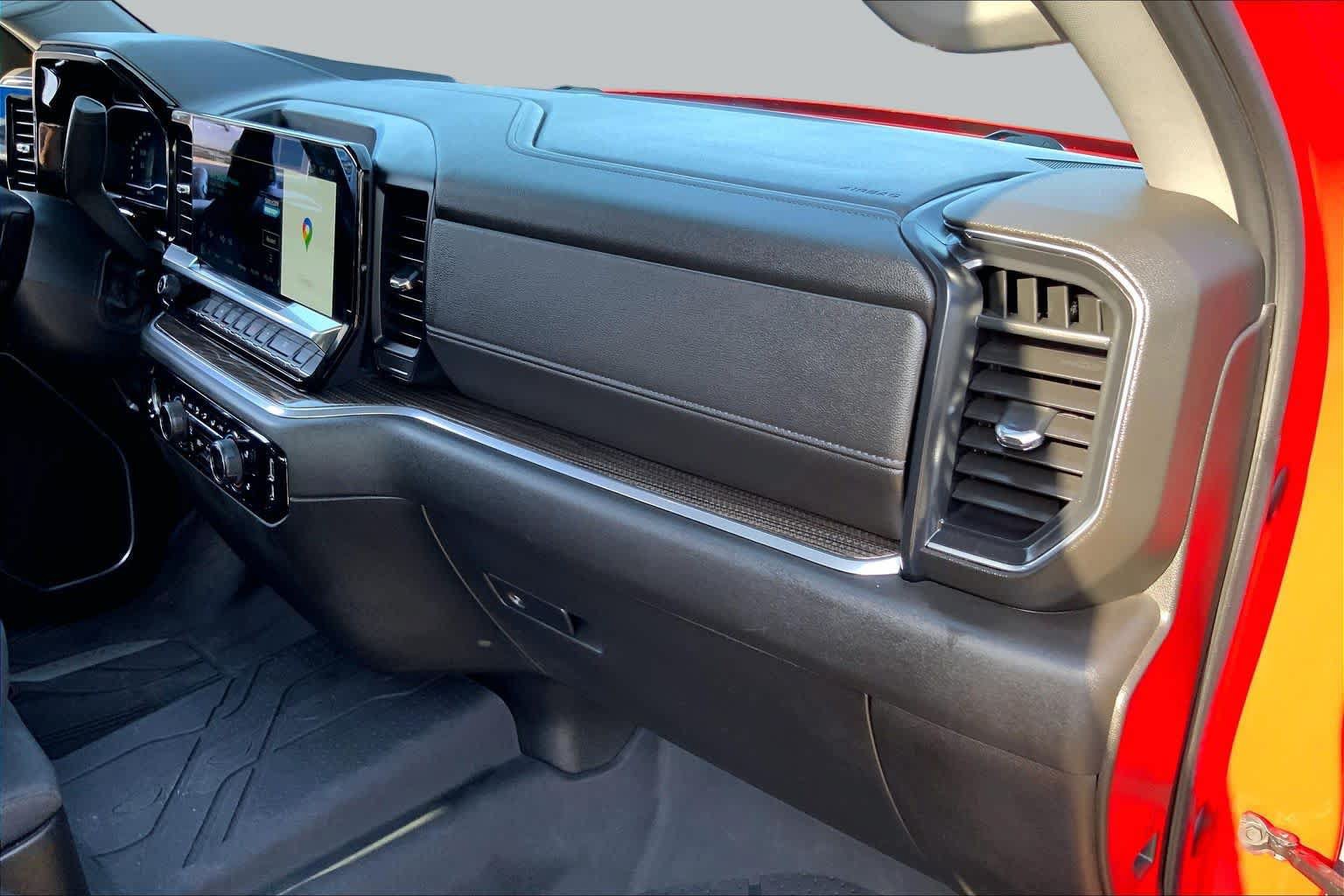 Used 2022 Chevrolet Silverado 1500 RST RWD image 13