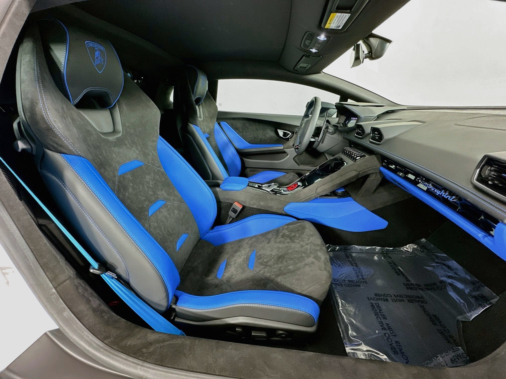 Used 2023 Lamborghini Huracan Sterrato AWD/4WD image 25