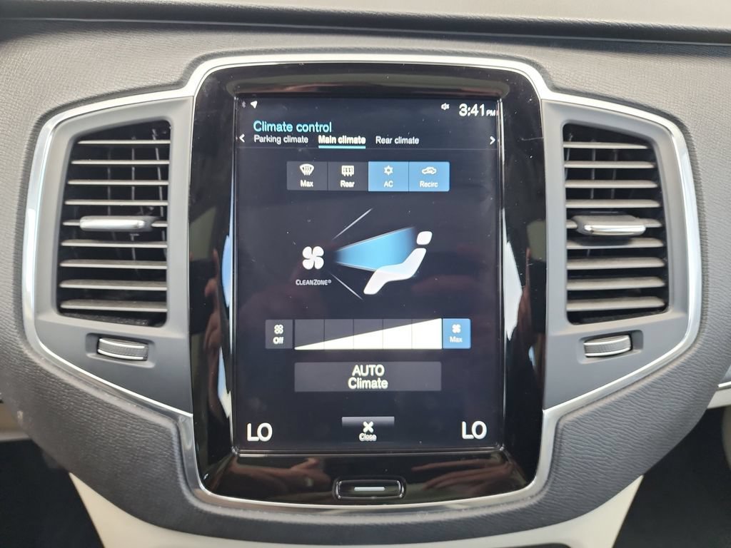 Used 2020 Volvo XC90 T5 Momentum w/ Protection Package Premier FWD image 27