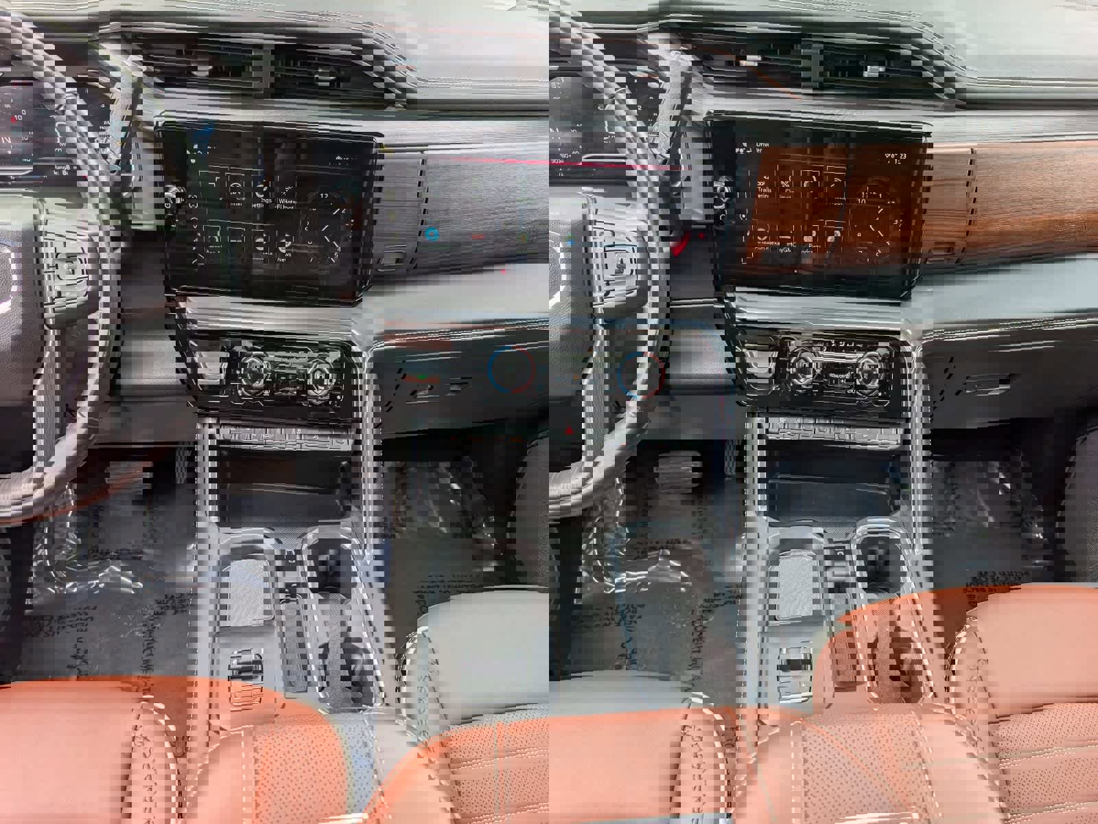 Certified 2024 GMC Sierra 3500 Denali Ultimate image 19