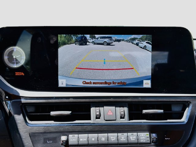 Used 2024 Lexus ES 350 w/ Technology Package FWD image 32