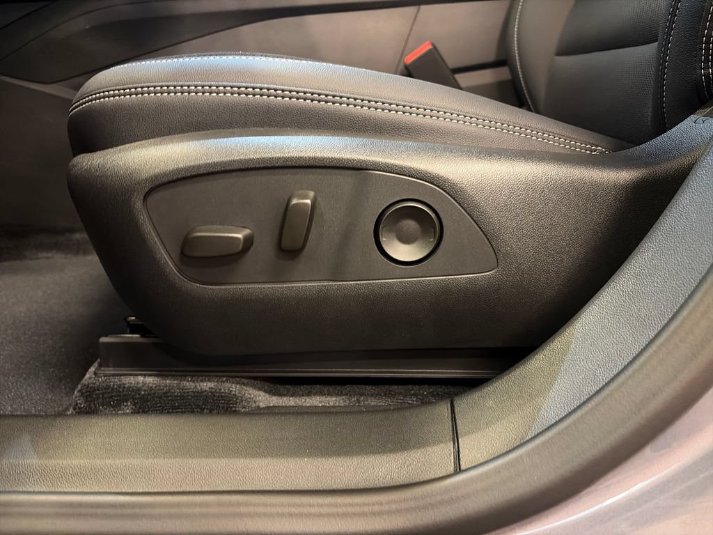 New 2026 Chevrolet Blazer EV LT FWD image 17