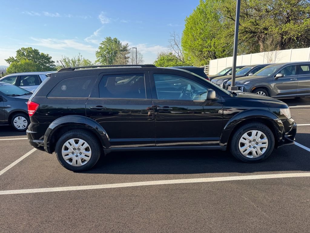 Used 2018 Dodge Journey SE w/ Connectivity Group image 9