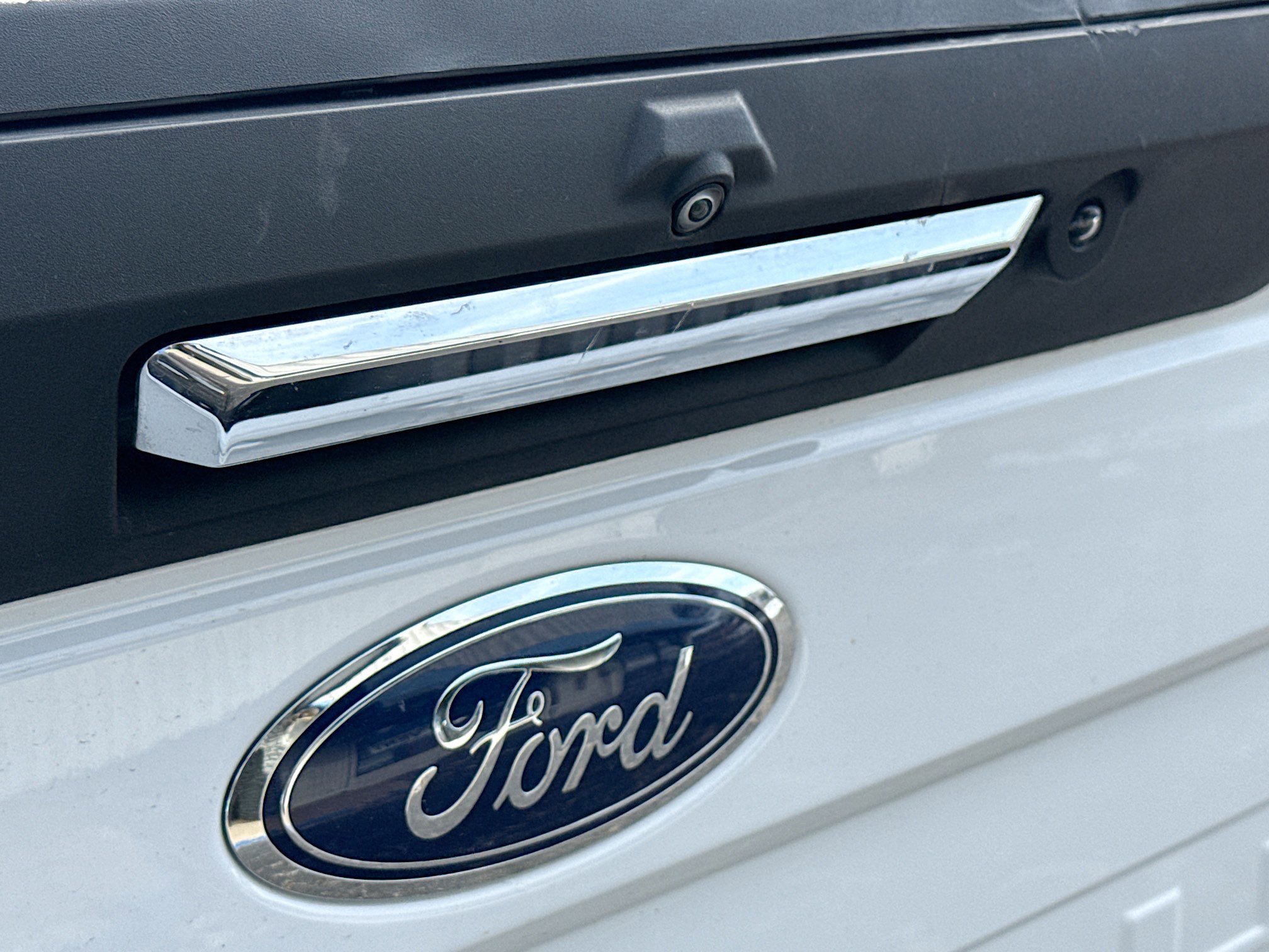 Certified 2021 Ford F350 XLT w/ XLT Premium Package image 16