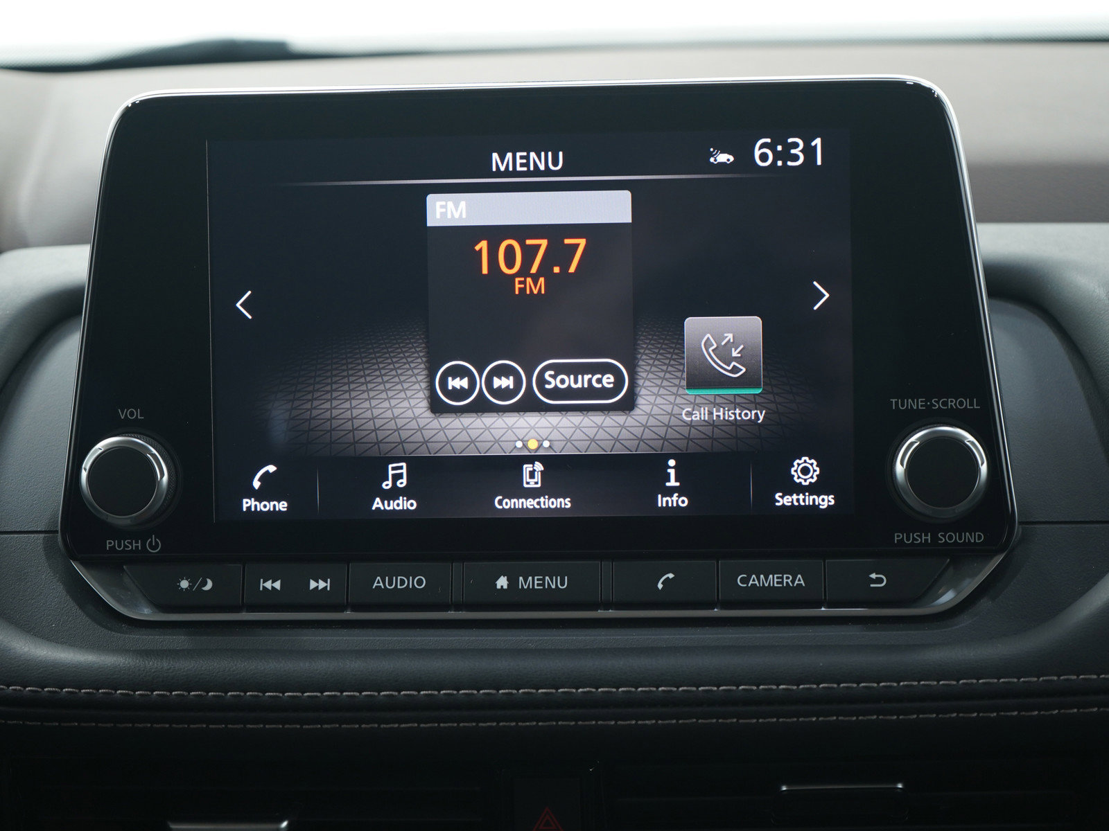 Used 2022 Nissan Rogue SV image 17