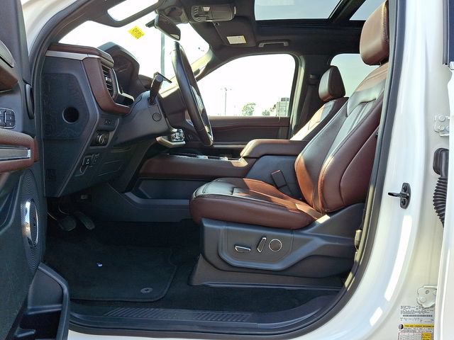 Used 2023 Ford Expedition Max Limited AWD/4WD image 15