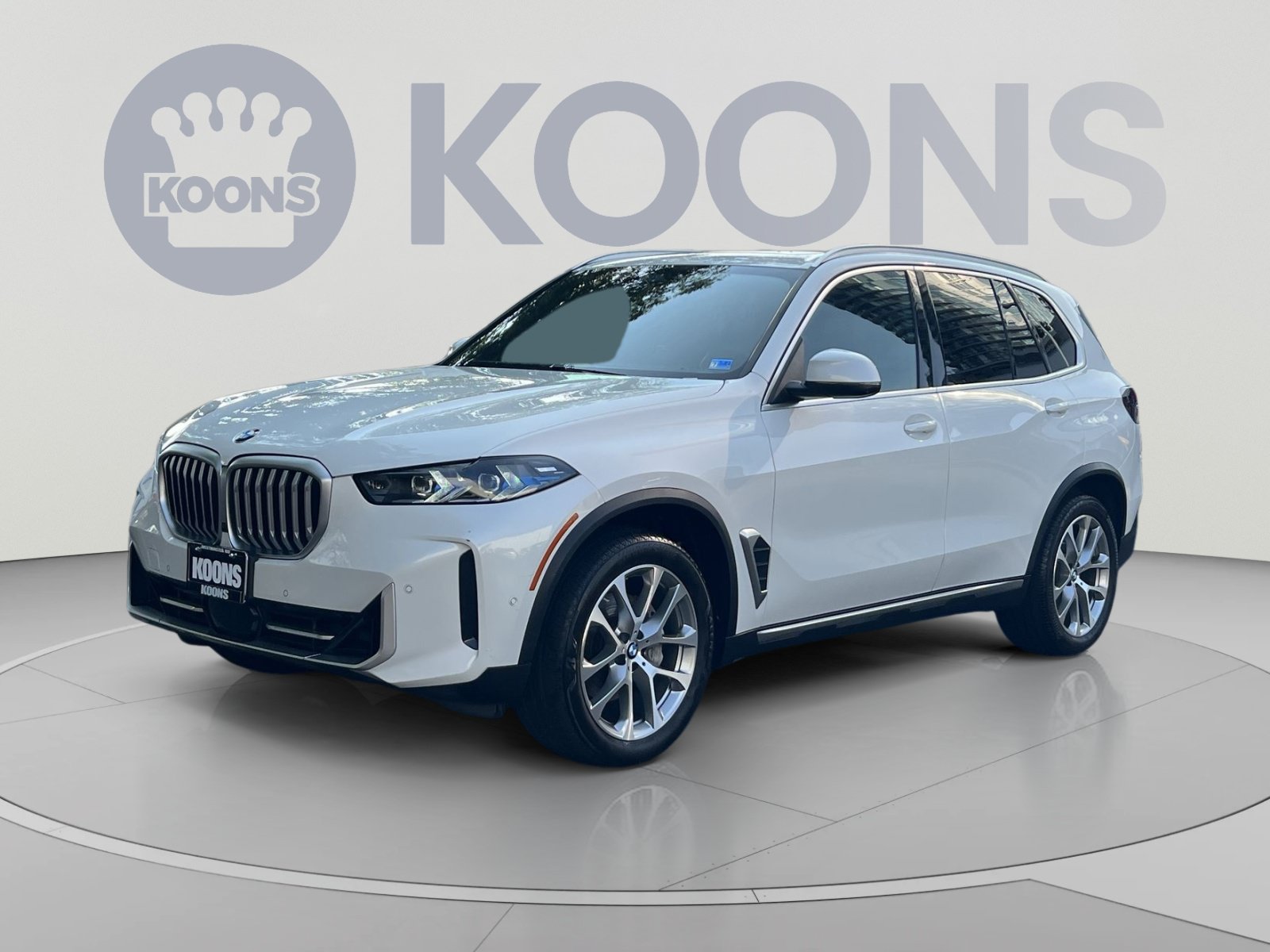 Used 2024 BMW X5 xDrive40i w/ Premium Package AWD/4WD image 1