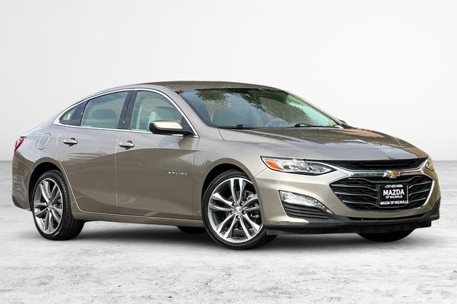 Used 2024 Chevrolet Malibu LT FWD image 2
