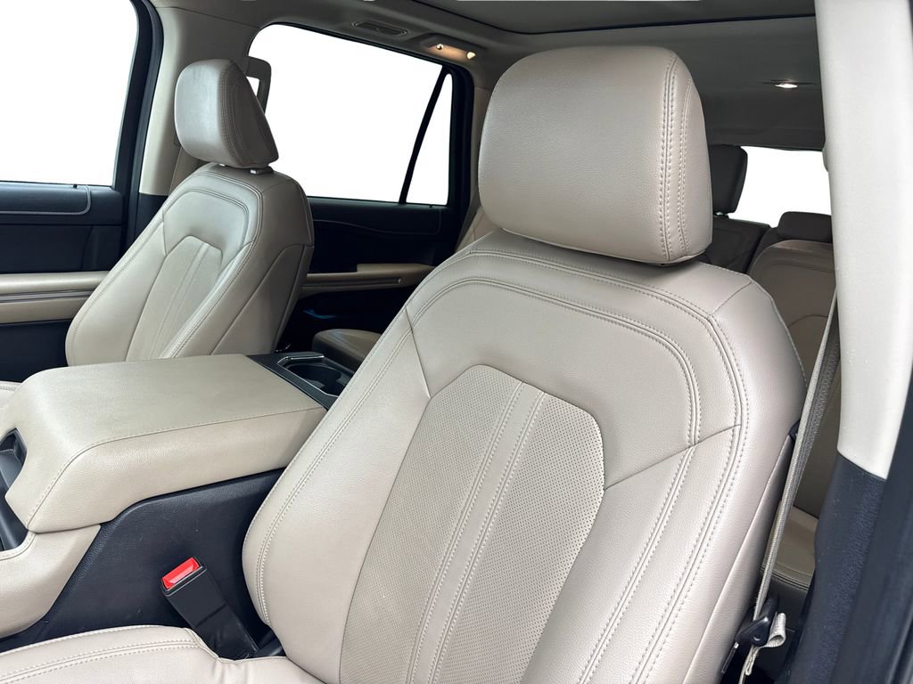 Used 2024 Ford Expedition Limited image 26