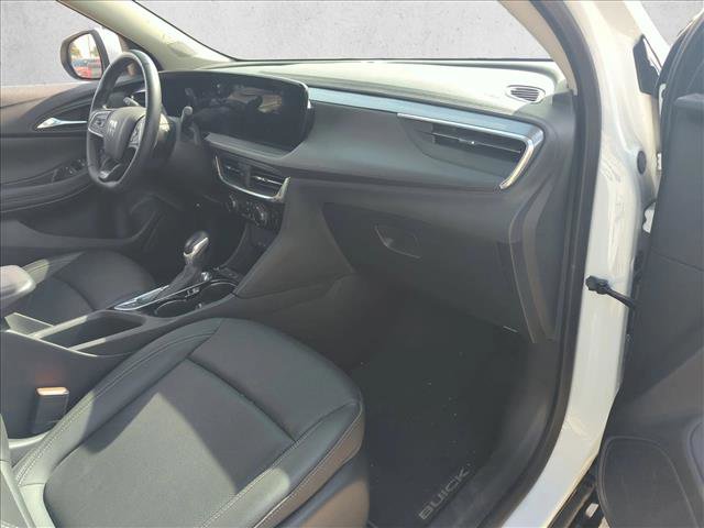 Used 2024 Buick Encore GX Sport Touring image 18