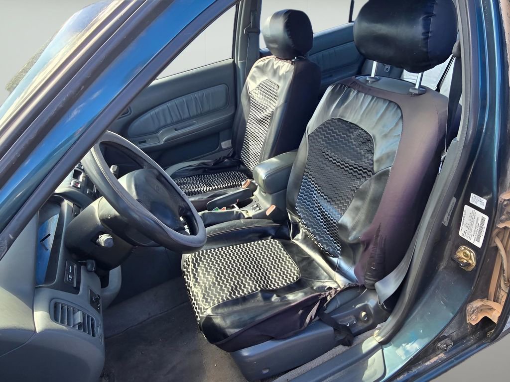 Used 1999 Nissan Maxima image 12