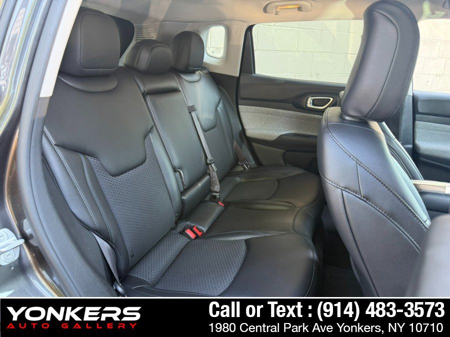 Used 2022 Jeep Compass Latitude AWD/4WD image 31
